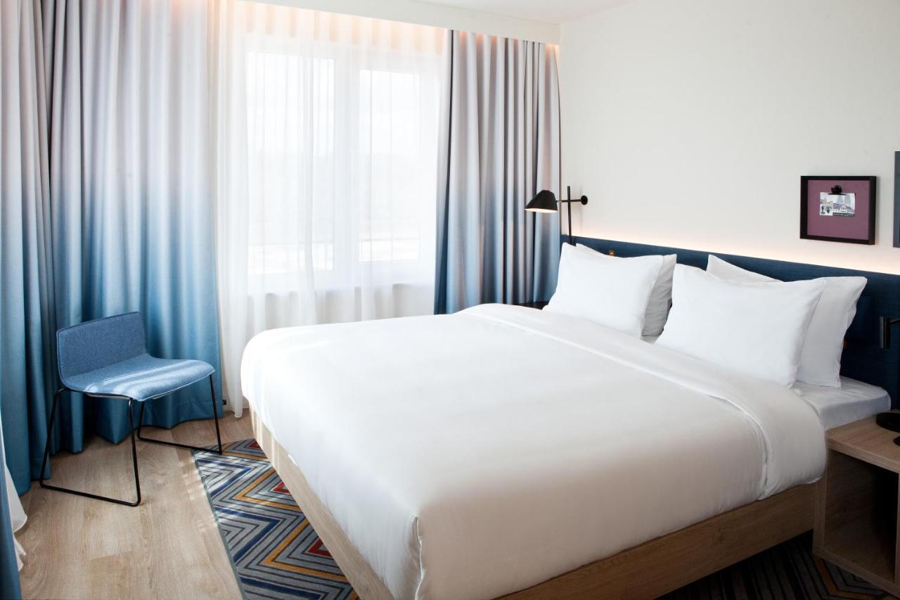 Отель Hampton By Hilton Регенсбург Экстерьер фото