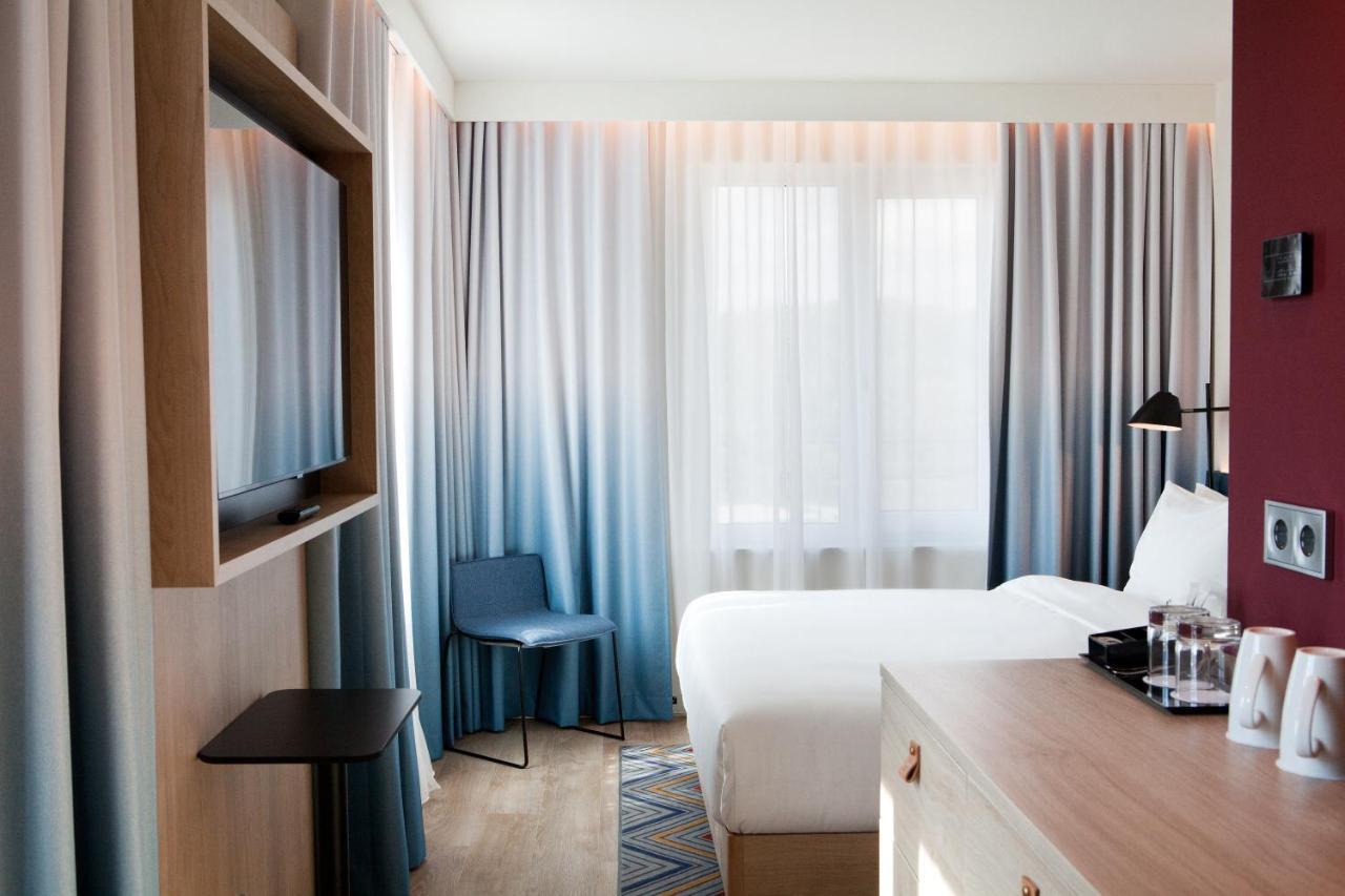 Отель Hampton By Hilton Регенсбург Экстерьер фото