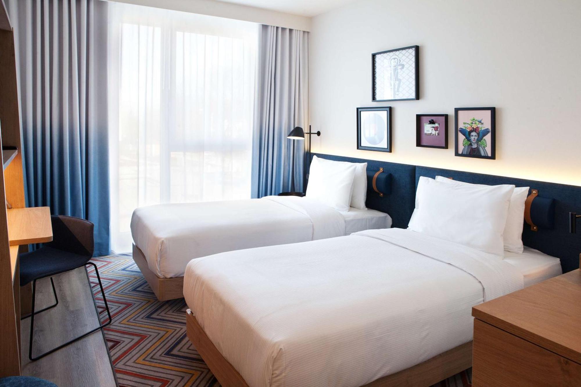 Отель Hampton By Hilton Регенсбург Экстерьер фото